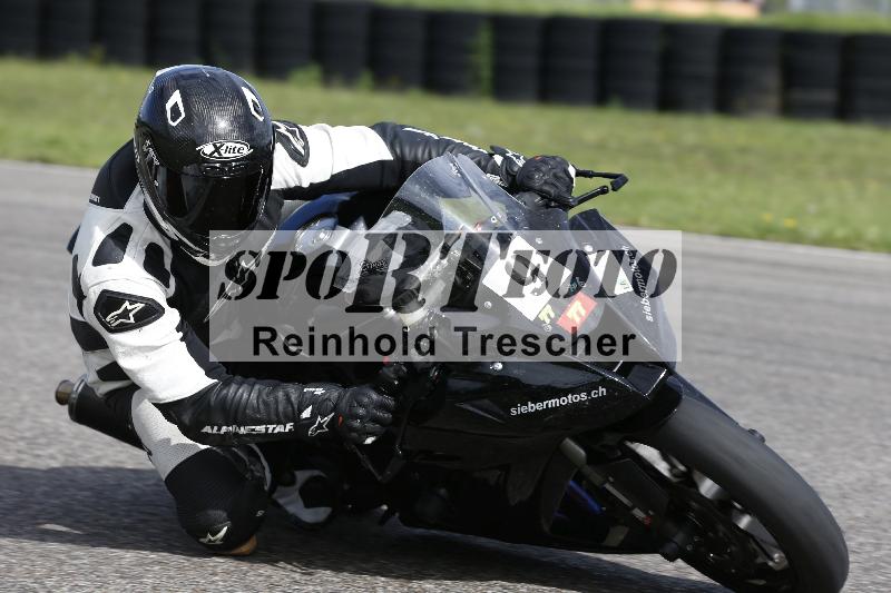 /53 16.09.2025 Track Day Domi Aegerter ADR/Gruppe rot/9